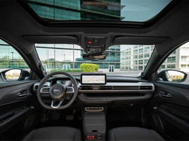 interior novo jeep avenger